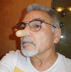 Meet your Posher, Kenneth